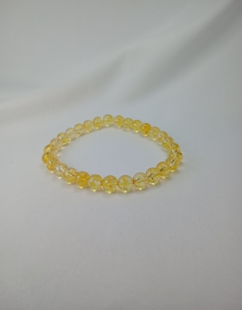 Bracelet mixte en minéraux de Citrine aux vertus incroyables. Créé dans notre atelier près de Metz.